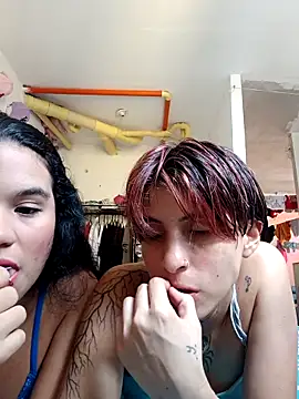 Little-Pussy19 online show from March 2026 07:11:01 PM
