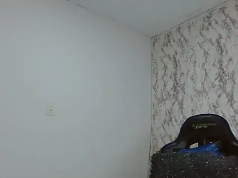 Snapshot of Ailanys_Miller chatting on February 2026 12:32:01 AM Ailanys Miller online show from February 2026 12:32:01 AM