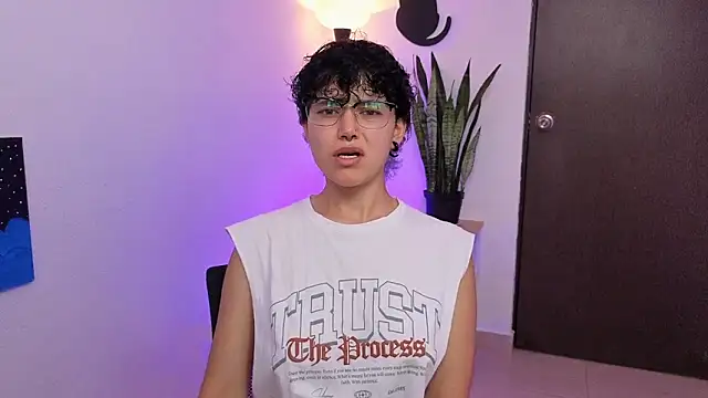 jeroharper  online show from April 2026 09:26:02 PM