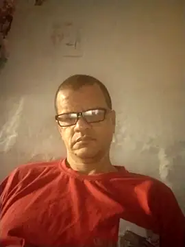 Snapshot of Roque-74 chatting on June 2026 08:47:01 PM Roque-74 online show from June 2026 08:47:01 PM