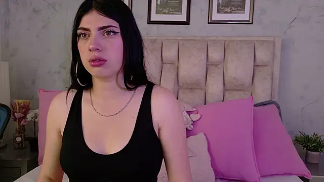 IsabellaRossi online show from April 2026 04:23:01 PM