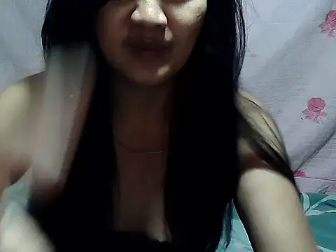 Snapshot of Sh1nbae22 chatting on May 2026 01:16:02 PM Sh1nbae22 online show from May 2026 01:16:02 PM