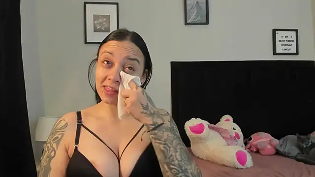 sabbrand0111 online show from February 2026 09:27:01 PM