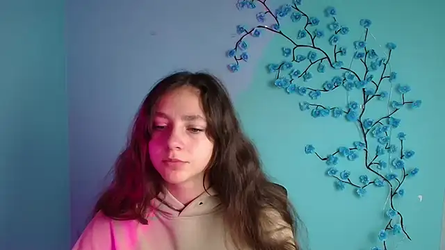 KissMeJulia online show from May 2026 05:35:01 AM