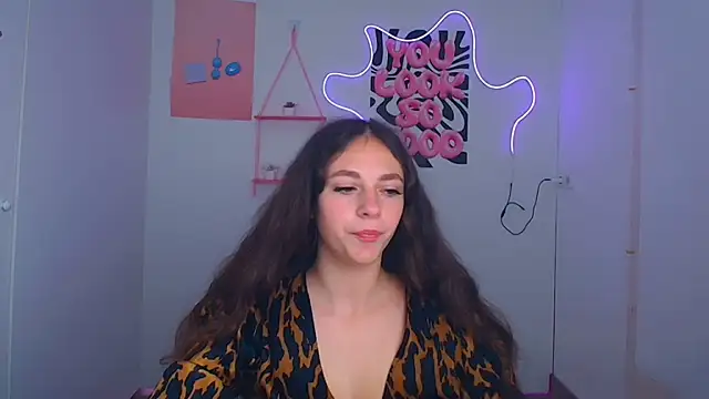 KissMeJulia online show from July 2026 05:45:02 AM