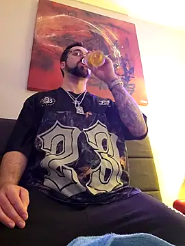 LargeLith online show from March 2026 09:14:01 PM