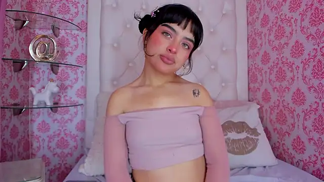 Snapshot of Mai_Rouse chatting on February 2026 12:34:02 PM Mai Rouse online show from February 2026 12:34:02 PM