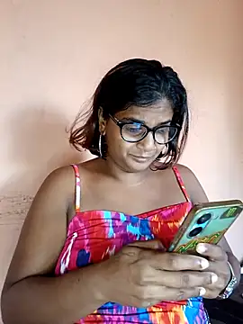 Snapshot of indianstrawberrylips4u chatting on March 2026 04:57:01 AM indianstrawberrylips4u online show from March 2026 04:57:01 AM