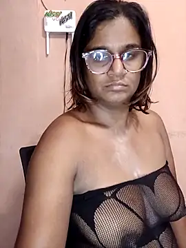 Snapshot of indianstrawberrylips4u chatting on April 2026 05:14:02 AM indianstrawberrylips4u online show from April 2026 05:14:02 AM