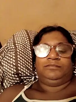 Snapshot of indianstrawberrylips4u chatting on May 2026 04:42:02 AM indianstrawberrylips4u online show from May 2026 04:42:02 AM