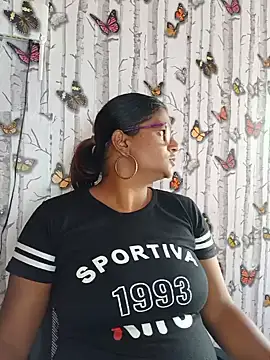 Snapshot of indianstrawberrylips4u chatting on May 2026 09:59:01 AM indianstrawberrylips4u online show from May 2026 09:59:01 AM