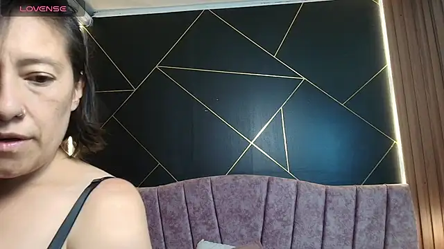 MoriahStorm online show from March 2026 12:54:01 PM