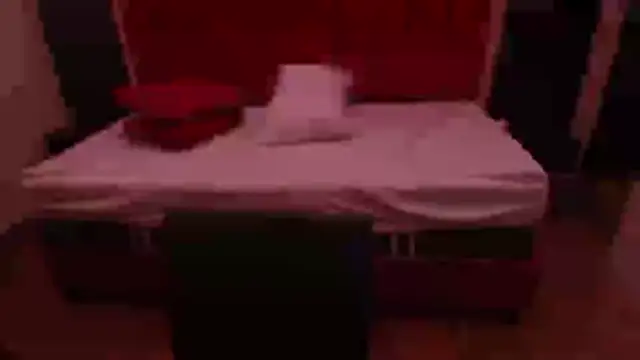 MoriahStorm online show from April 2026 12:32:01 PM