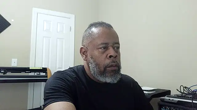 Cleozevo1961 online show from March 2026 04:54:01 PM