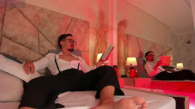 Snapshot of SavageCross1 chatting on February 2026 07:45:02 PM SavageCross1 online show from February 2026 07:45:02 PM