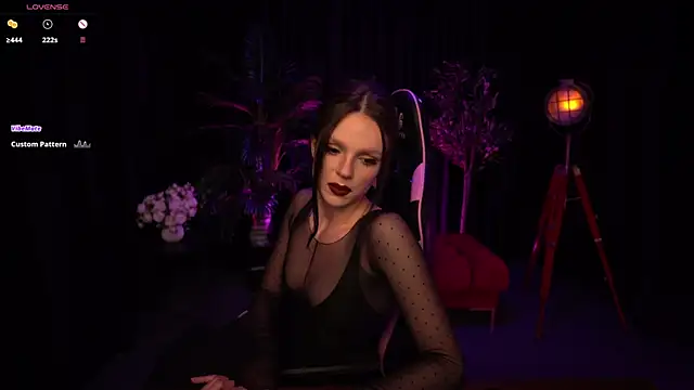 Snapshot of Wild_Alice_me chatting on June 2026 03:55:01 PM Wild Alice me online show from June 2026 03:55:01 PM
