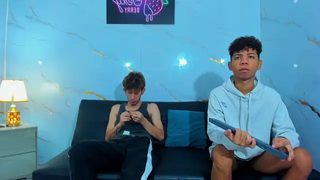 Spicy guys online show from March 2026 01:40:02 PM