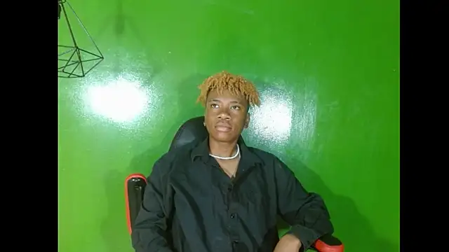 Darkiin FTM online show from February 2026 03:28:02 AM