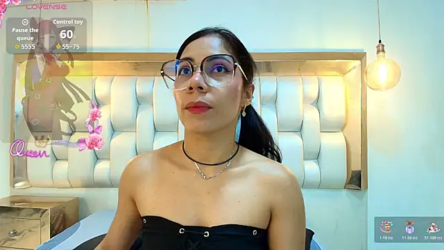 Snapshot of AzulMaveric chatting on June 2026 08:20:02 PM AzulMaveric online show from June 2026 08:20:02 PM