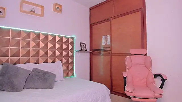 Valery tentation online show from April 2026 09:31:01 PM