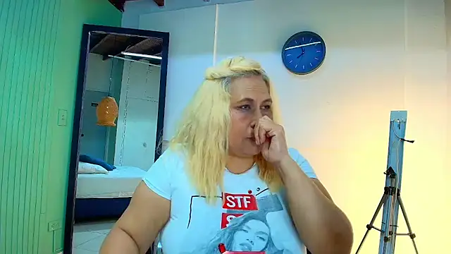 Snapshot of eva_colen50 chatting on March 2026 06:00:01 PM eva colen50 online show from March 2026 06:00:01 PM