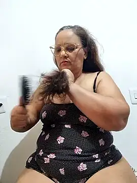 Snapshot of Noemipopi chatting on February 2026 08:08:02 PM Noemipopi online show from February 2026 08:08:02 PM