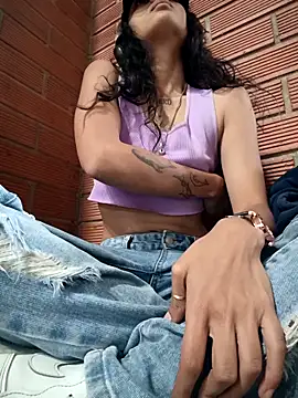 girl University online show from February 2026 04:47:01 PM