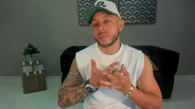 Snapshot of Daniel_kingx chatting on February 2026 01:07:01 PM Daniel kingx online show from February 2026 01:07:01 PM