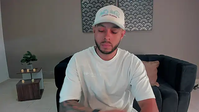 Snapshot of Daniel_kingx chatting on February 2026 11:51:01 AM Daniel kingx online show from February 2026 11:51:01 AM