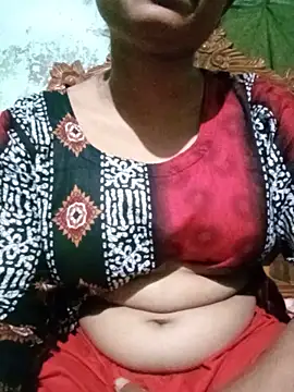 Snapshot of BreezySexyGirl69 chatting on June 2026 11:47:02 AM BreezySexyGirl69 online show from June 2026 11:47:02 AM