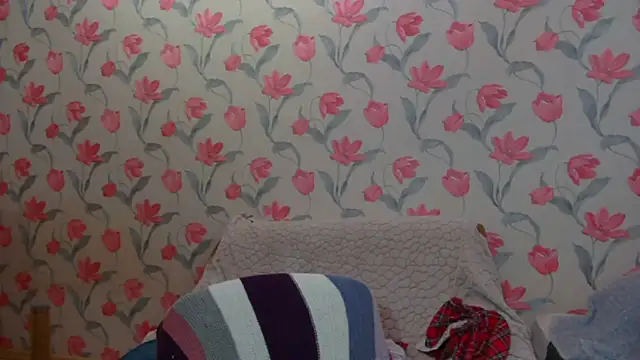 DorathyScaggs online show from April 2026 04:23:01 PM