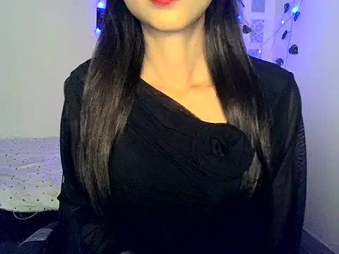 SIKSHA SINGH online show from March 2026 06:14:02 PM