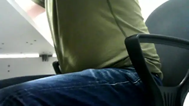 Snapshot of gitano697 chatting on February 2026 01:43:01 PM gitano697 online show from February 2026 01:43:01 PM