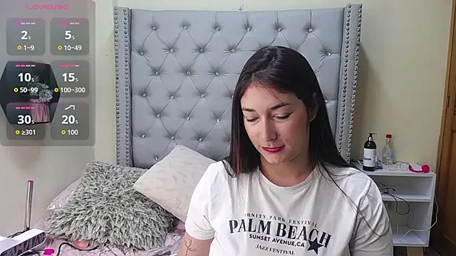 skarlett  36 online show from March 2026 02:21:01 PM