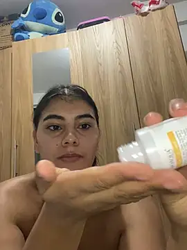 Snapshot of Alara_Key chatting on February 2026 05:24:01 PM Alara Key online show from February 2026 05:24:01 PM