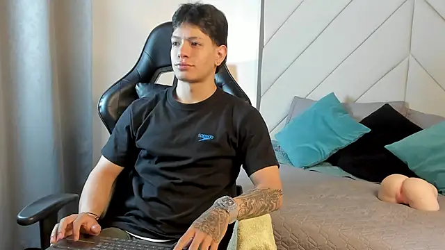 TonyPetrovjs online show from March 2026 05:13:01 AM