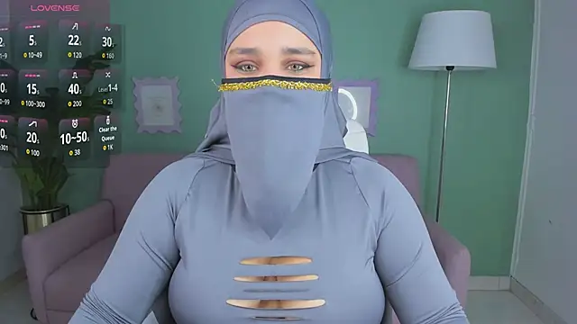 Snapshot of Samira_Zayd chatting on March 2026 05:00:02 AM Samira Zayd online show from March 2026 05:00:02 AM