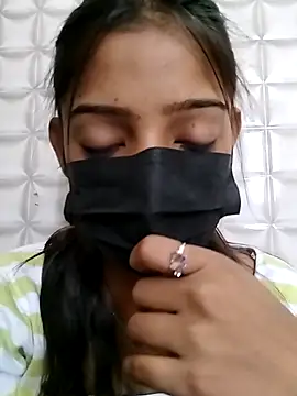 Miss  hotty online show from May 2026 05:04:02 AM