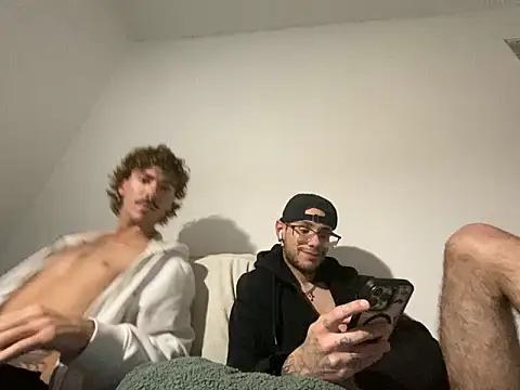 Snapshot of Luitheghoul chatting on March 2026 08:09:02 AM Luitheghoul online show from March 2026 08:09:02 AM