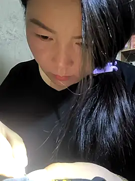 Snapshot of MayEva_ly chatting on February 2026 02:02:02 AM MayEva ly online show from February 2026 02:02:02 AM