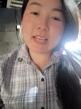 Snapshot of MayEva_ly chatting on March 2026 03:23:02 AM MayEva ly online show from March 2026 03:23:02 AM