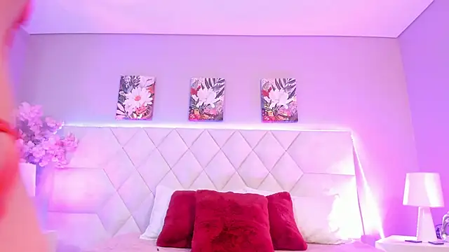 Bianca Monroe  online show from June 2026 08:21:02 PM