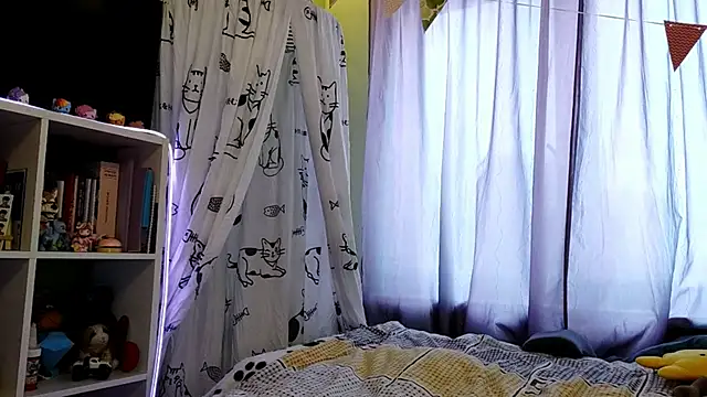 Snapshot of Karengilgun chatting on February 2026 01:12:02 PM Karengilgun online show from February 2026 01:12:02 PM