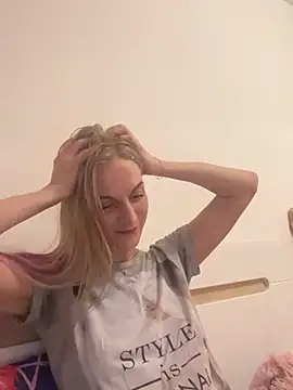 Faiiry  online show from February 2026 06:48:01 PM