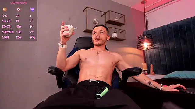 Snapshot of liam_es chatting on February 2026 02:00:01 AM liam es online show from February 2026 02:00:01 AM