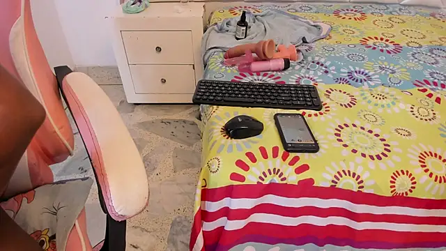 michelleblair1 online show from April 2026 02:10:01 PM