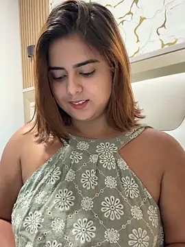 Snapshot of Lilithgomez_ chatting on April 2026 06:03:01 PM Lilithgomez online show from April 2026 06:03:01 PM
