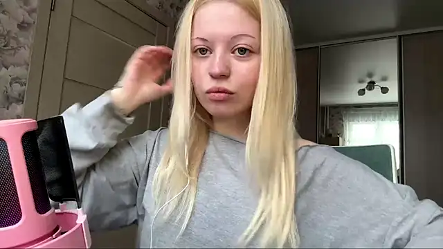 Snapshot of JeneeBIanks chatting on March 2026 09:11:02 AM JeneeBIanks online show from March 2026 09:11:02 AM