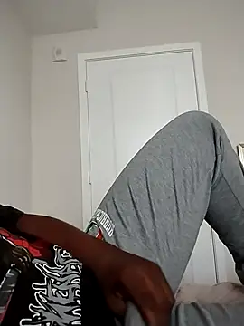 makeherfeelg online show from April 2026 01:36:02 PM