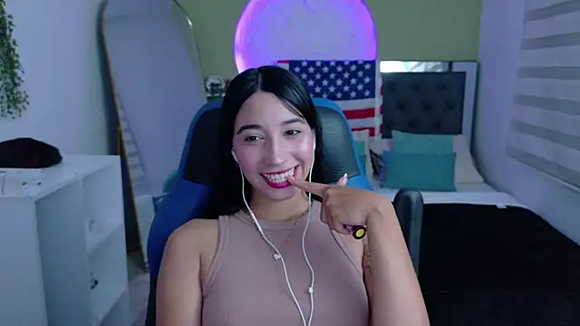 Snapshot of ivvoncute chatting on July 2026 01:12:01 AM ivvoncute online show from July 2026 01:12:01 AM